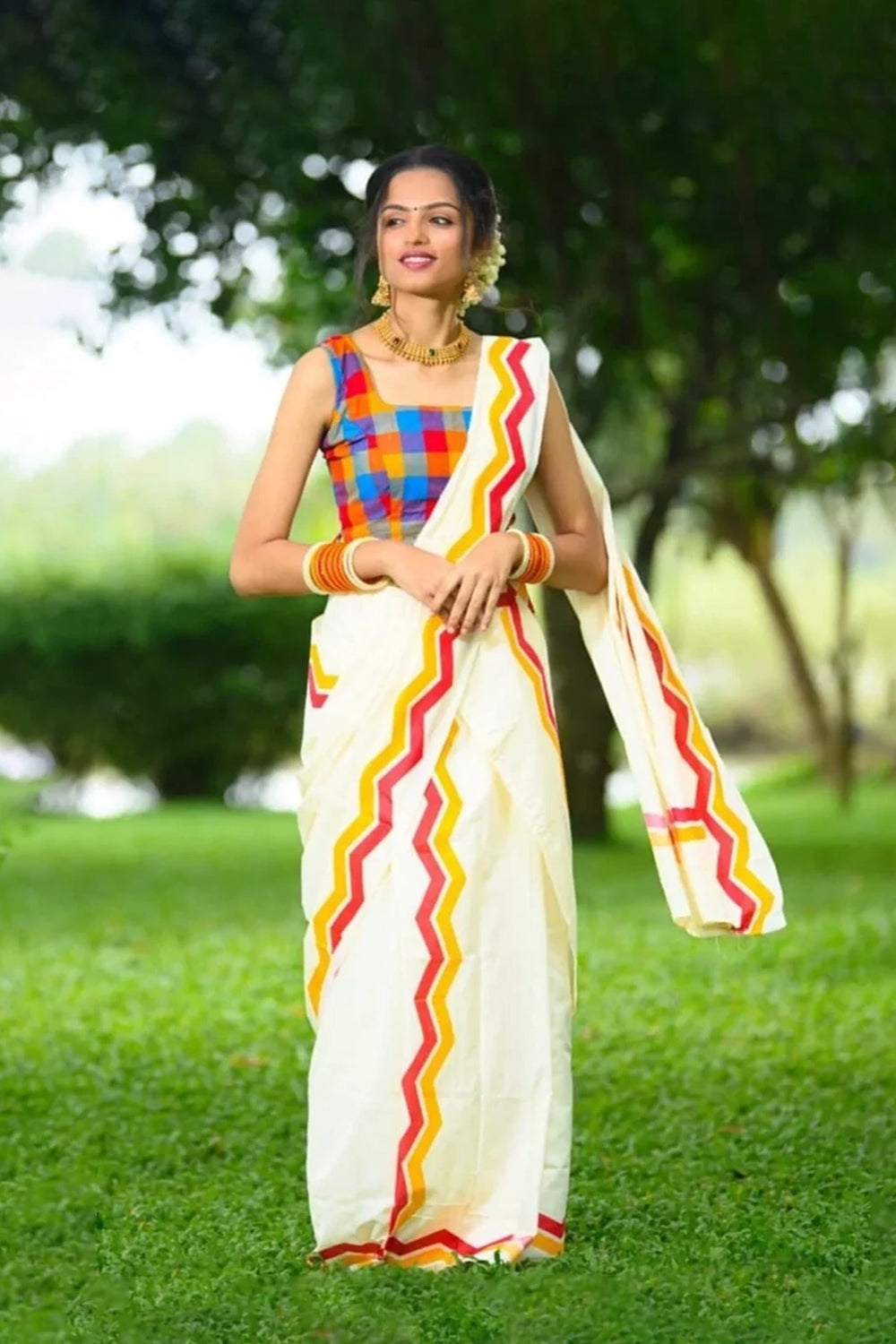 Zig Zag - Zig Zag Border Printed Settumund with Checked Blouse Material