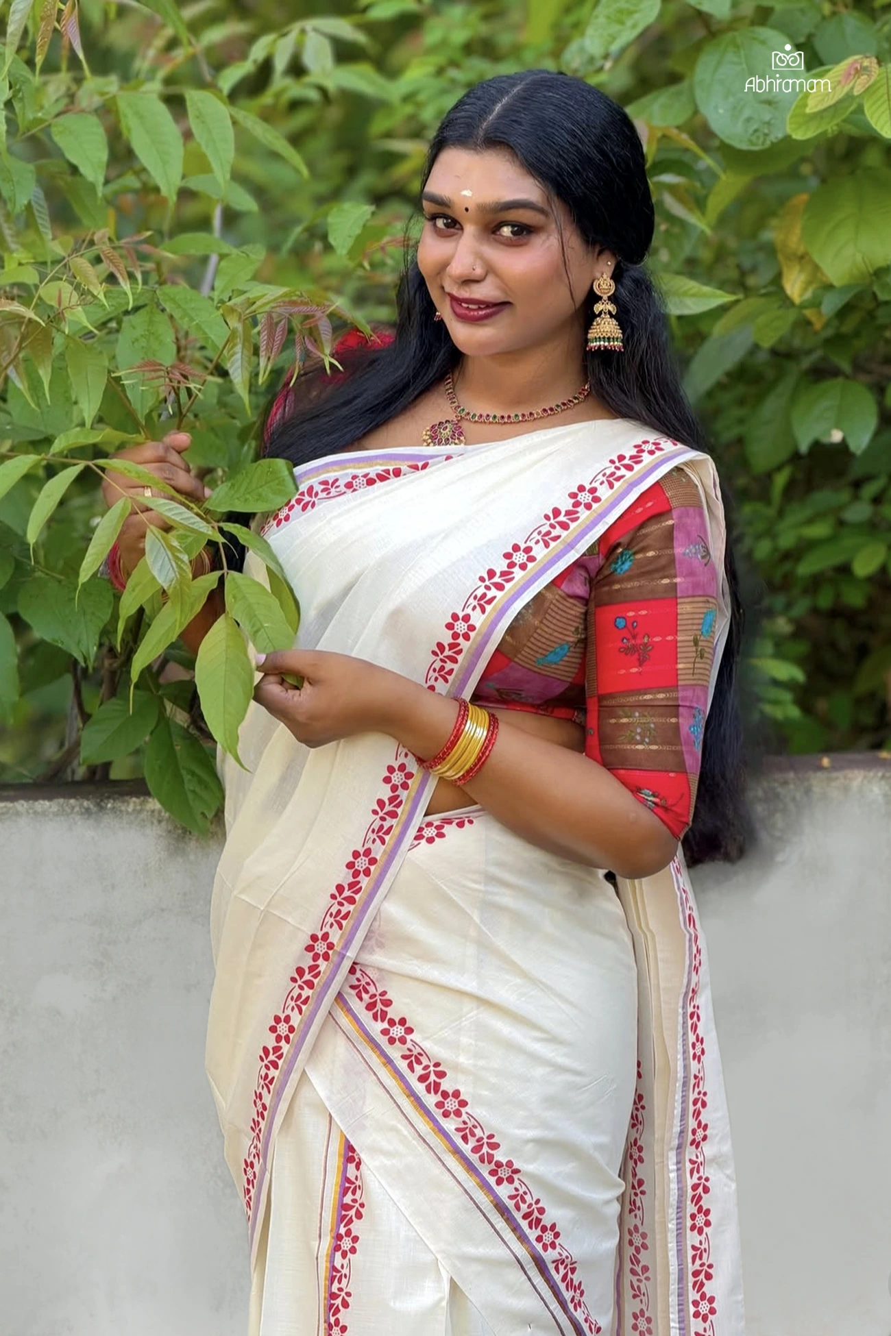 Sarga – Lavender and Golden Kasav Settumund with Printed Border and Designer Blouse Material