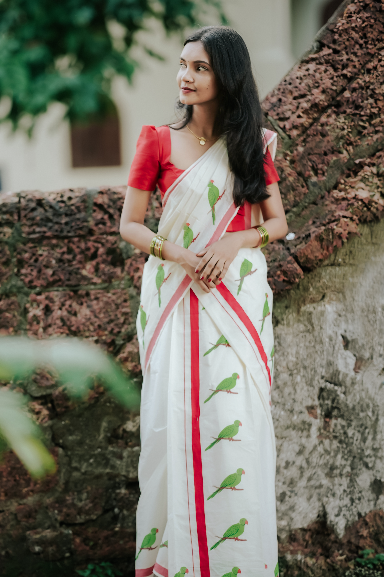 Thatha Green Parrot Printed on Red Kattikkara Settumund with Plain Red Blouse Material
