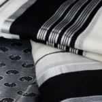 Syama – Black and Silver Settumund with Brocade Blouse Material