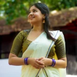 Manjari – Golden and Blue Kasavu Puliyilakkara Settumund with Brocade Blouse Material