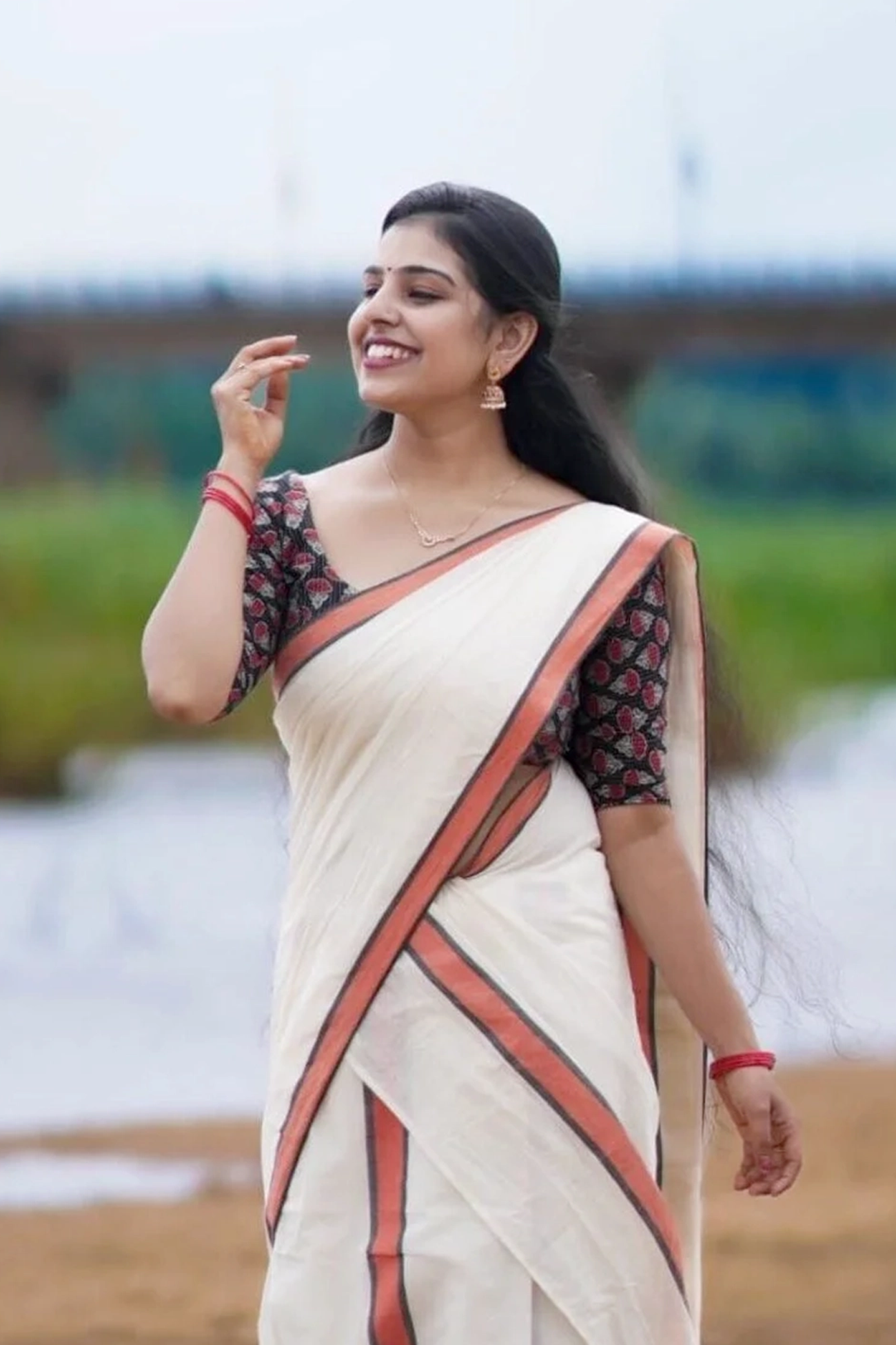 SANDHYA- Kerala Traditional Sett Mundu