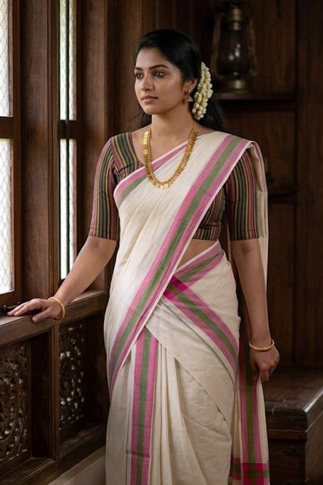 Vandhana-Premium Pure Cotton Printed Sett Mundu Set