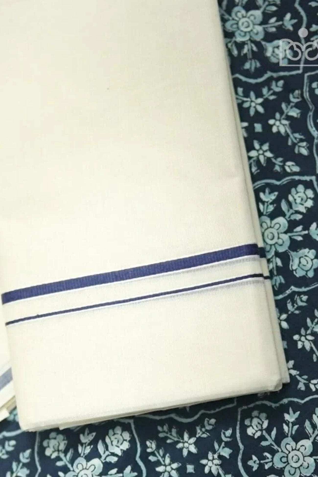 Vedha- kerala Traditional Settmundu with Blouse Material
