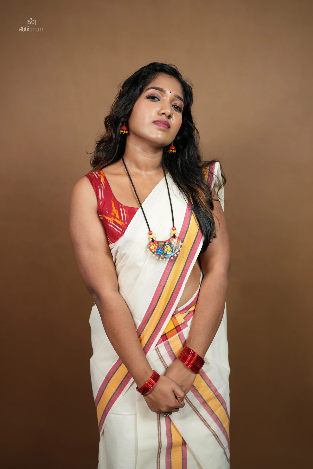 Ikkath- Settumundu with Matching Blouse Material