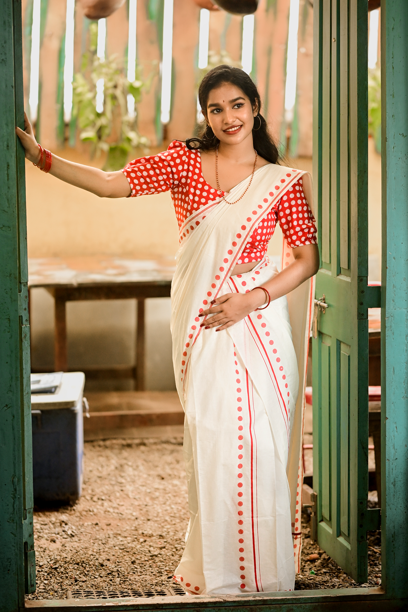 Sumangala Pott - Pure Cotton  Settumund with Matching Printed Blouse Material