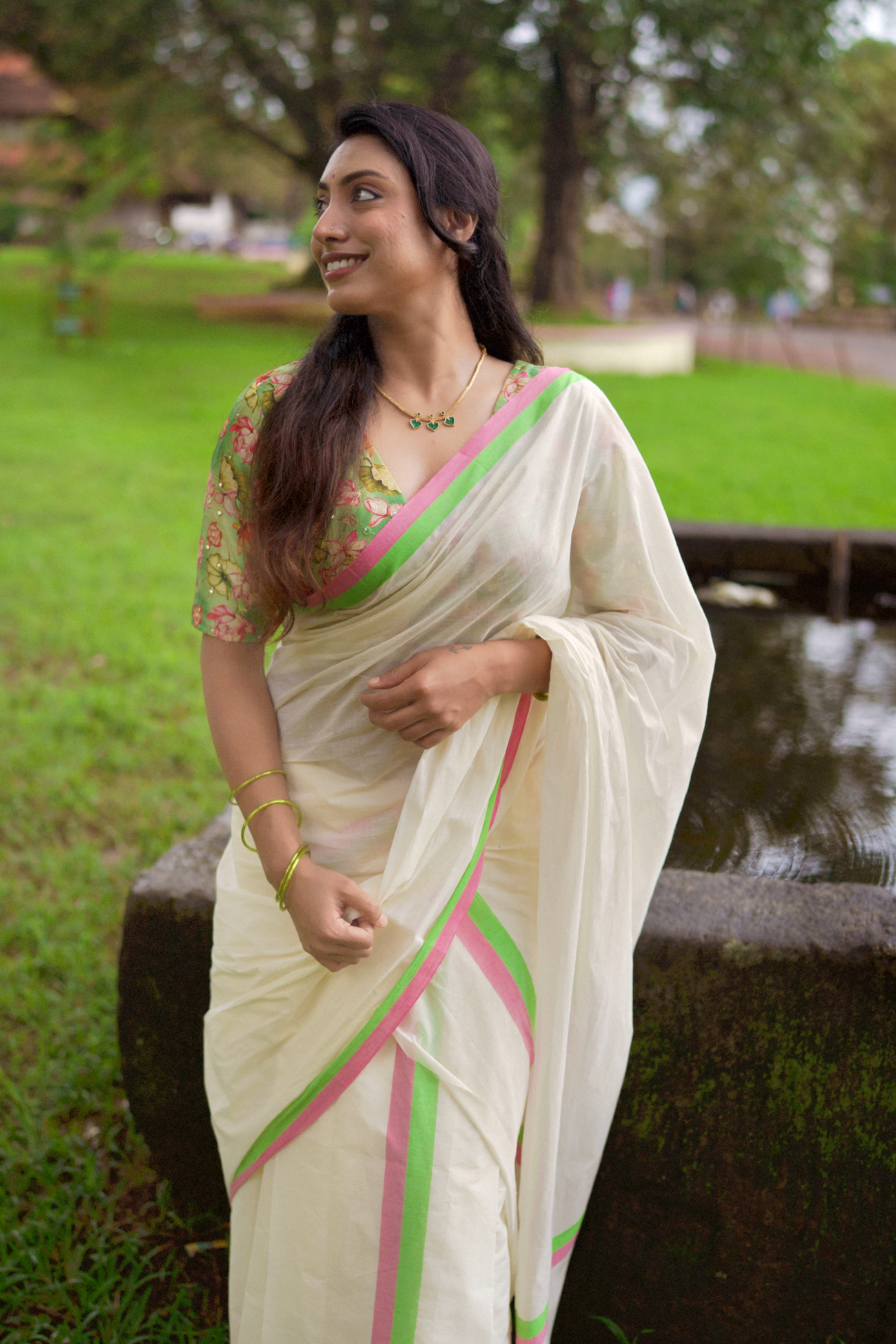 Pankajam Pink and Green Border Pure Cotton Settumundu with Printed Blouse Material